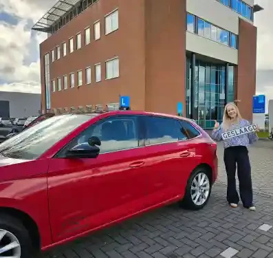 Geslaagd leerling bij CBR